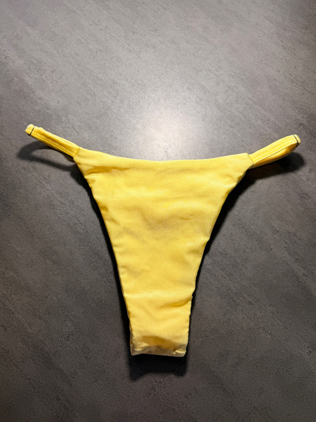 Âmbar Yellow - Bottom - foto 3
